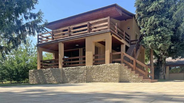 Ebben az új horgásztanyában 5 külön-bejáratú apartman található Ebben az új horgásztanyában 5 külön-bejáratú apartman található